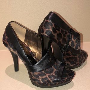 Carlos Santana Leopard Platform High Heels